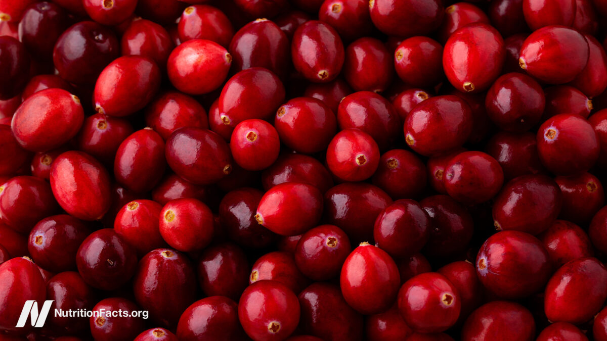 Do Cranberries and Pumpkin Seeds Help an Enlarged Prostate?